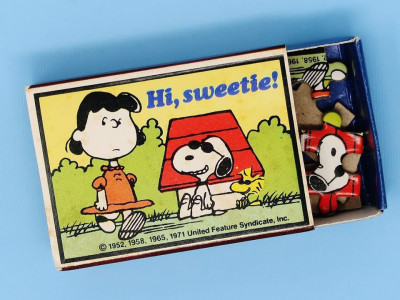 Snoopy, you can do magic puzzle building! Snoopy, you can do magic puzzle building!